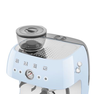 8. Smeg EGF03PBEU Kaffeemaschine, manuelle Espressomaschine, 2,4 l