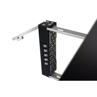4. IcyDock Montageplatte 5x8,9cm SATAI-III in 3x5,25" MB155SP-B bk