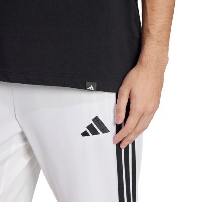 5. adidas Tech Outline Graphic T-Shirt M JJ3866