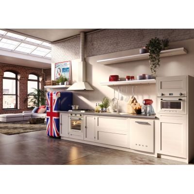2. SMEG TSF01RDEU Toaster