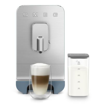 21. Smeg BCC13SBMEU Kaffeemaschine, vollautomatischer Espressoautomat, 1,4 l