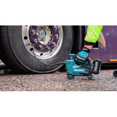 17. Makita MP001GZ Kompressor 24 l/min Akku