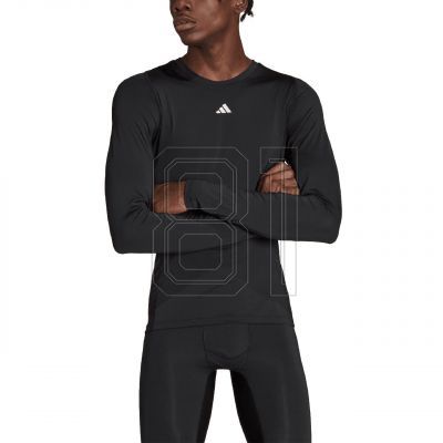 3. T-shirt adidas Techfit Aeroready Long Sleeve Tee M HP0626