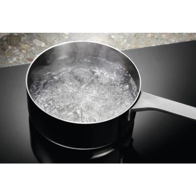 6. ELECTROLUX LIV63431BK Induktionskochfeld