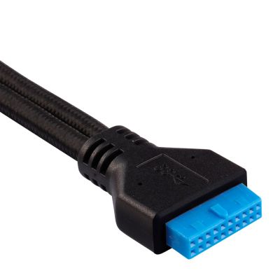 7. Internes Stromkabel des Corsair CC-8900244 (0,3 m)