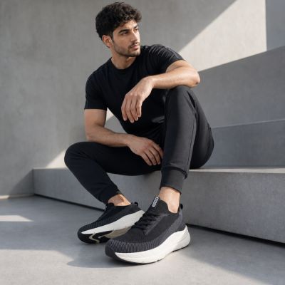 6. Schwarze Plateau-Sneaker für Damen Kobbo Vinceza 102421