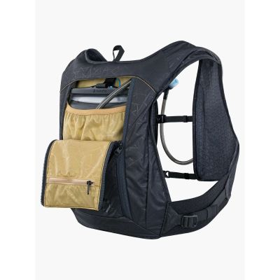 3. EVOC Hydro Pro 6 Westen-Rucksack + 1,5-l-Trinkblase – Schwarz