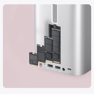 9. Orico MiniTower Dockingstation mit Festplatteneinschüben für bis zu 56 TB – Silber