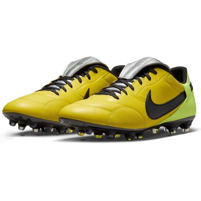 4. Die Nike Premier 3 FG HM0265-700 Schuhe