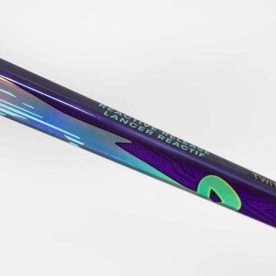 8. Bauer Vapor Flylite RE Junior Composite Stick