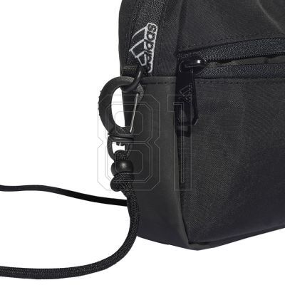 5. adidas 4Athlts HB1312 Tasche