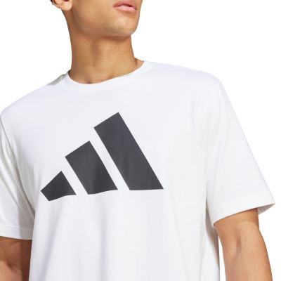 11. adidas PWR 3 Graphic Tee M IY8582