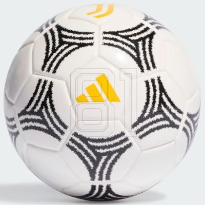 3. adidas Juventus Mini Home IA0930 Ball