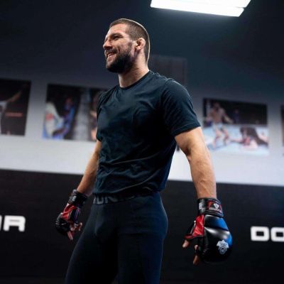 4. MMA-Sparringhandschuhe S/M - Phantom Red - Valor Series