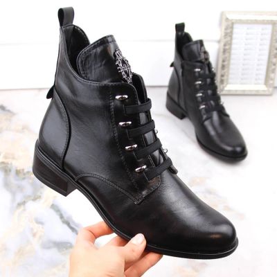 18. Jezzi W JEZ412A isolierte flache Stiefeletten, schwarz