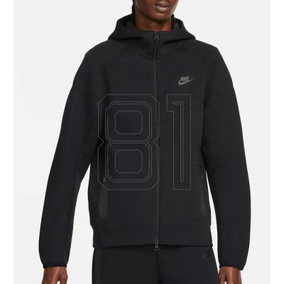 3. Nike Tech Fleece M FB7921-010 Sweatshirt