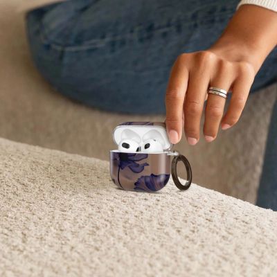 5. Tech-Protect Lamano Hülle für AirPods 4 – braun und lila
