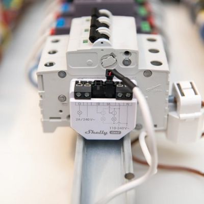 5. Shelly EM gen3 1 x 50A CT Energiezähler-Controller