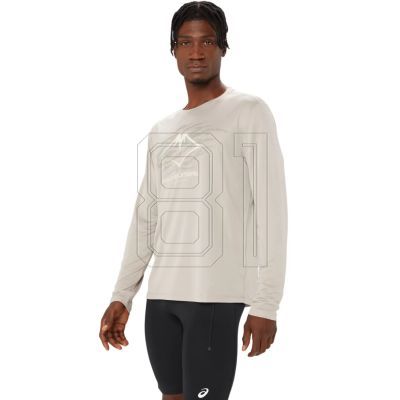 2. Asics Fujitrail Logo LS Top M 2011C987-250