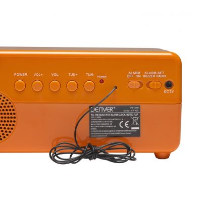 4. Denver CR-425 Retro-Radiowecker Orange