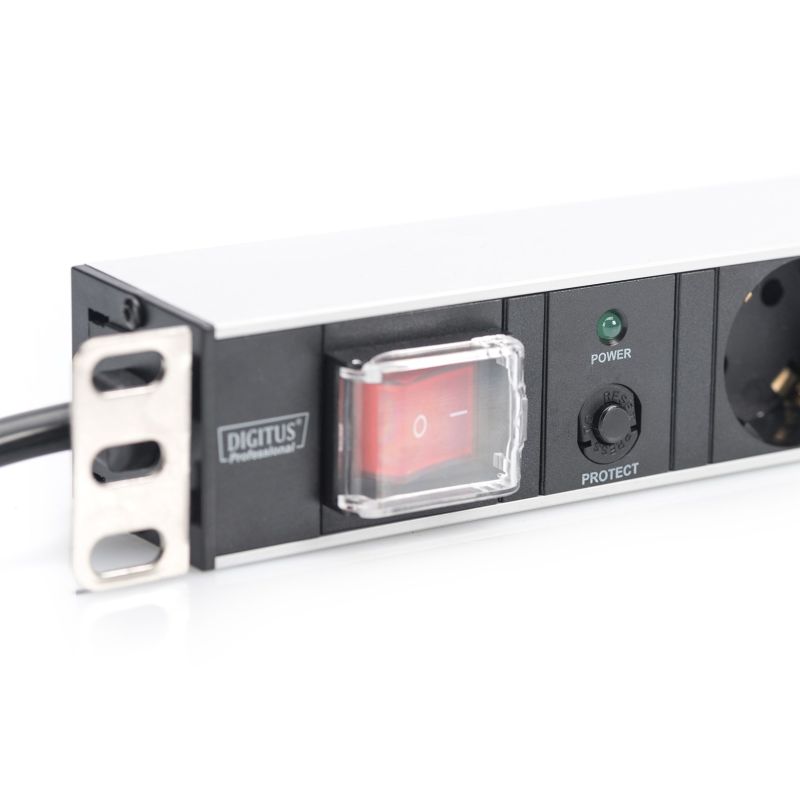 3. Digitus PDU 19" Rackmount-Steckdosenleiste, 7 Schuko-Steckdosen, 2,0 m, 1 Unischuko-Stecker, 16 A, Ein/Aus-Schalter, Überlastschutz, Aluminiumprofil