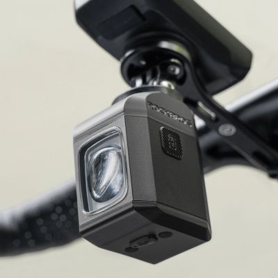 7. Rockbros M8 1600lm Fahrrad-Frontlicht mit Fernbedienung, 10 m Reichweite, wiederaufladbarem 4000 mAh Akku – Schwarz