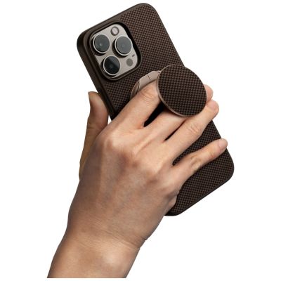 5. Uniq Keva Air Magclick Charging GripFit Case für iPhone 16 Pro - Braun