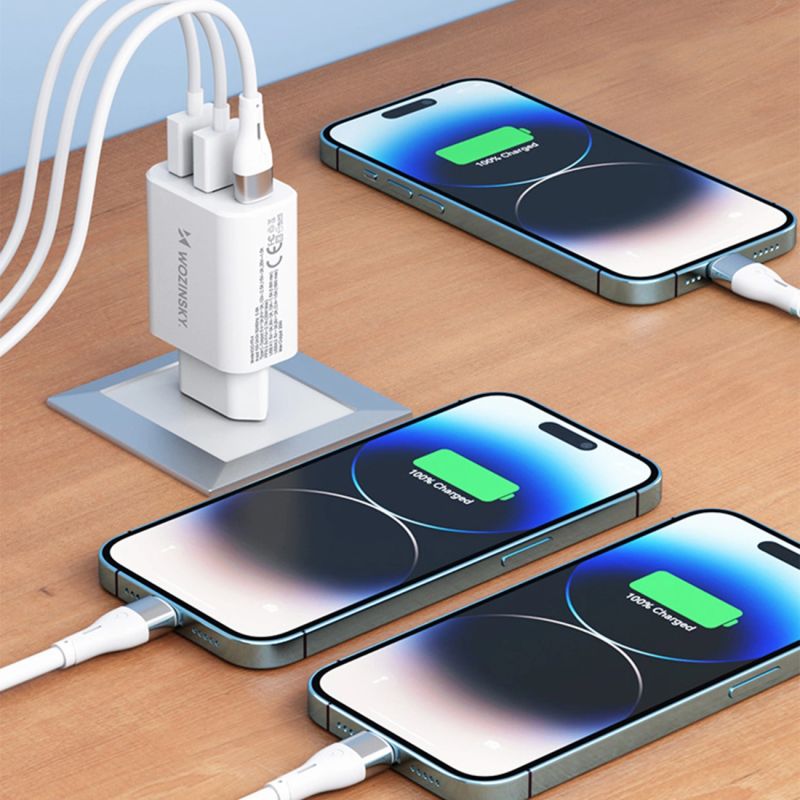 12. Wozinsky CWCUCW 30W USB-C / 2 x USB-A Wandladegerät - Weiß