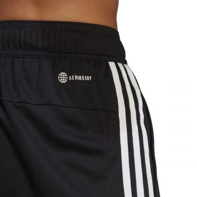 5. Adidas Train Essentials Piqué 3-Streifen M Shorts IB8111