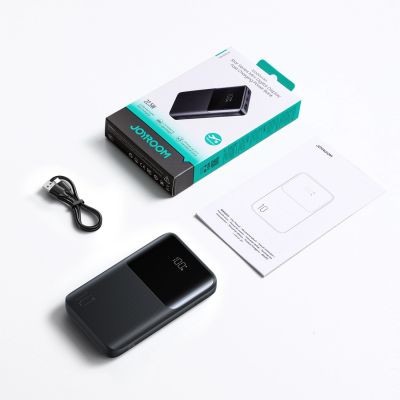 8. Joyroom JR-QP191 Star Series Mini 10000mAh 22,5W Powerbank mit Digitalanzeige – Schwarz