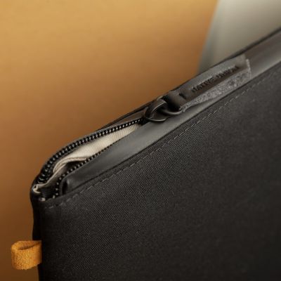 3. Native Union W.F.A 35,6 cm (14") Sleeve-Tasche Schwarz