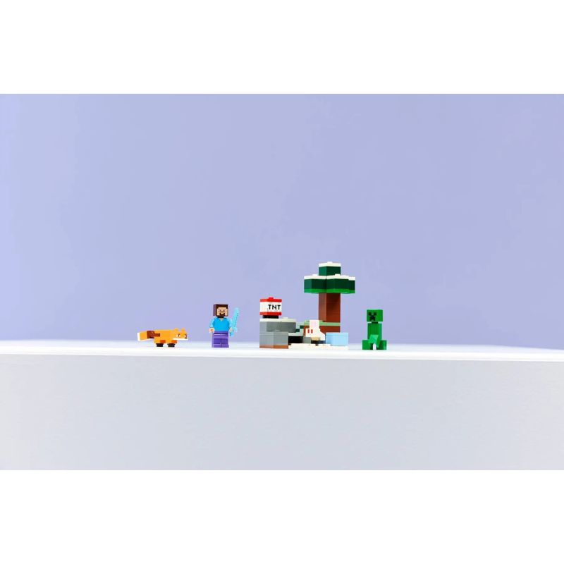 6. LEGO Minecraft 21583 Steves Taiga-Abenteuer