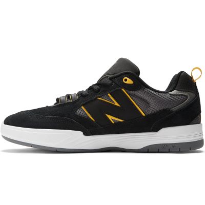 8. New Balance NM808WUT Skateboardschuhe