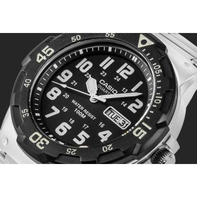 11. Herrenarmbanduhr CASIO MRW-200HD-1BVEF + BOX