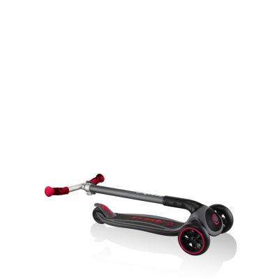 20. Globber Master Prime 3-Rad-Scooter / Schwarz - New Red 664-102