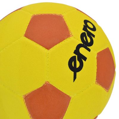 4. Gummifußball 18 cm 320 g ENERO
