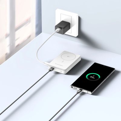 14. Powerbank Wozinsky WLWP-10KA0Y3WS 22,5W PD Qi2 10000 mAh, mit Ständer, 1x USB-A, 1x USB-C - weiß