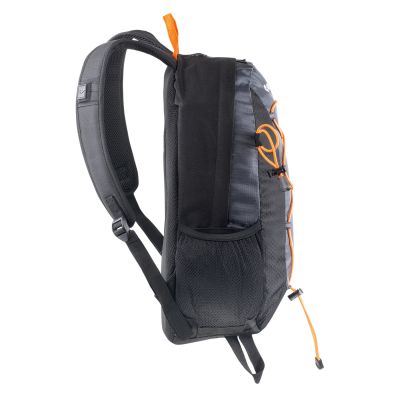 5. Hi-tec Pek Rucksack 18L 92800197478