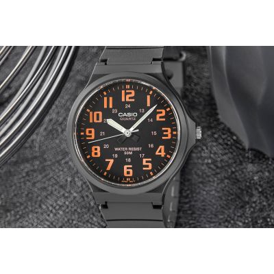 5. Herrenuhr CASIO MW-240-4BVDF + Box