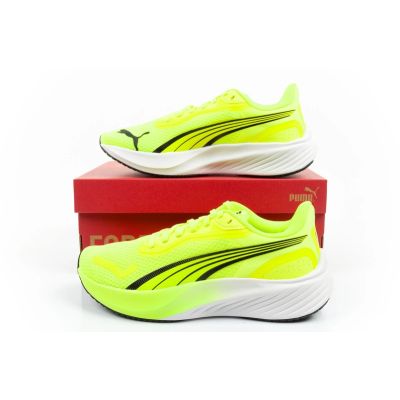 10. Puma Pounce Lite Sportschuhe, leicht und bequem, neonfarben