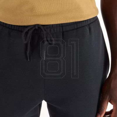 4. New Balance Sport Fleece Jogger Pants M MP43904BK