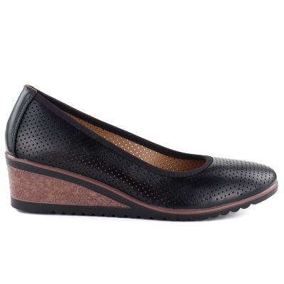 2. Schwarze Damen-Keilpumps mit Lochmuster, Vinceza 58629