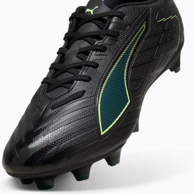 4. Puma Ultra 6 Play FG/AG 108532-02 Schuhe