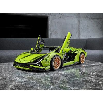 12. LEGO TECHNIC 42115 Lamborghini Sian FKP 37