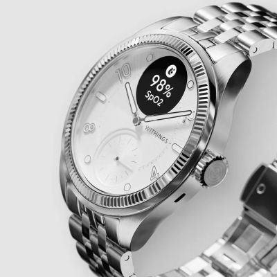 2. Withings Scanwatch Nova Brilliant – EKG, Herzfrequenz, SpO2, Temperatur, körperliche Aktivität und Schlaffunktionen (39 mm, Titangrau)