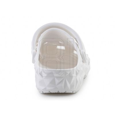 4. Crocs Classic Geometric Clog 209563-100 Flip-Flops