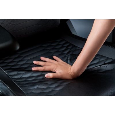 5. Razer Iskur V2 Gaming-Stuhl, gepolsterte Sitzfläche, schwarz