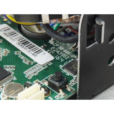 6. LevelOne FCS-3403 Dome IP-Sicherheitskamera für Innen- und Außenbereich, 2680 x 1520 px, Deckenmontage