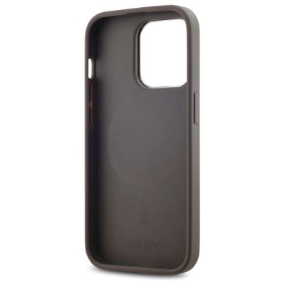 7. DKNY Leather Checkered Mono Pattern MagSafe-Hülle für iPhone 14 Pro – Beige