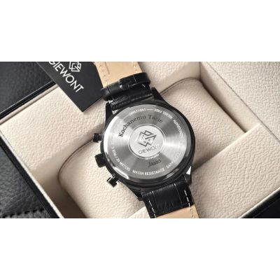 11. Gravur auf einer Uhr - Gravur